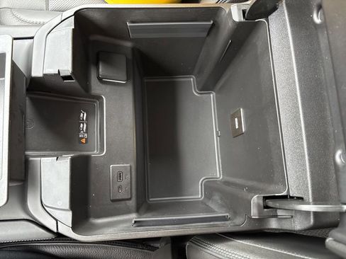 Used 2022 GMC Sierra 1500 Denali w/ Denali Reserve Package image 42