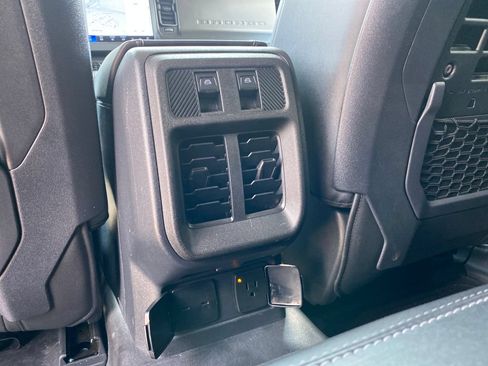 Used 2025 Ford Bronco Badlands AWD/4WD image 33