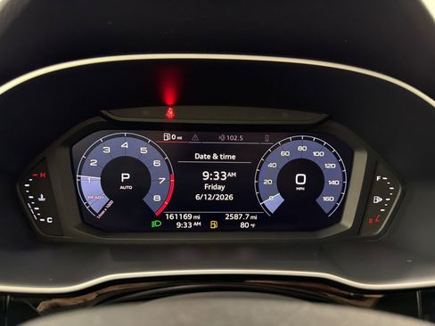 Used 2019 Audi Q3 2.0T Premium AWD/4WD image 19