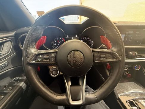 Used 2023 Alfa Romeo Stelvio Veloce AWD/4WD image 21