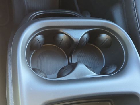 New 2026 Chrysler Pacifica Select image 25