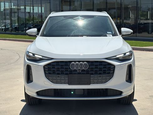 Used 2025 Audi Q5 Premium w/ Convenience Package AWD/4WD image 8