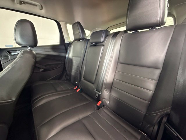 Used 2015 Ford Escape Titanium w/ Equipment Group 301A AWD/4WD image 28