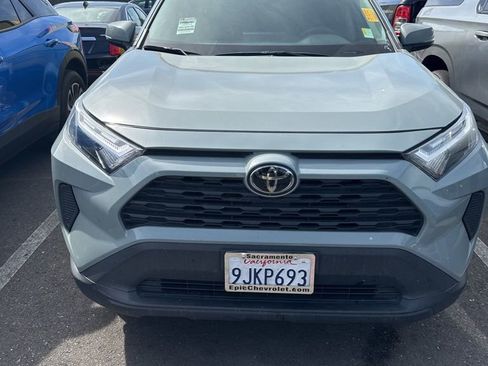 Used 2023 Toyota RAV4 XLE w/ Convenience Package image 2