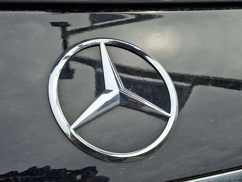 Used 2025 Mercedes-Benz GLE 350 4MATIC w/ Driver Assistance Package image 5