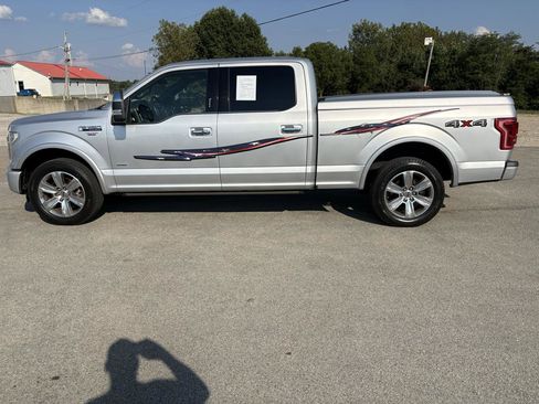 Used 2015 Ford F150 Platinum w/ Equipment Group 701A Luxury AWD/4WD image 6