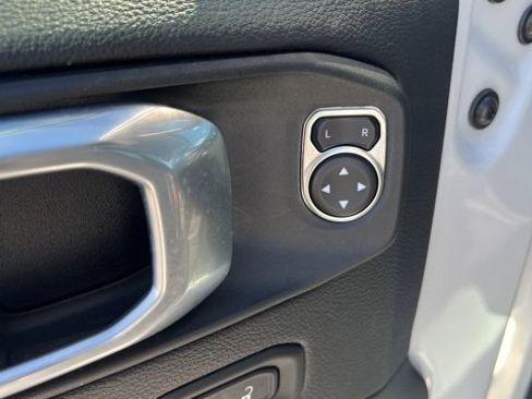 Used 2023 Jeep Wrangler Unlimited Sahara w/ Cold Weather Group image 12