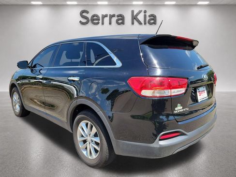 Used 2018 Kia Sorento L FWD image 3