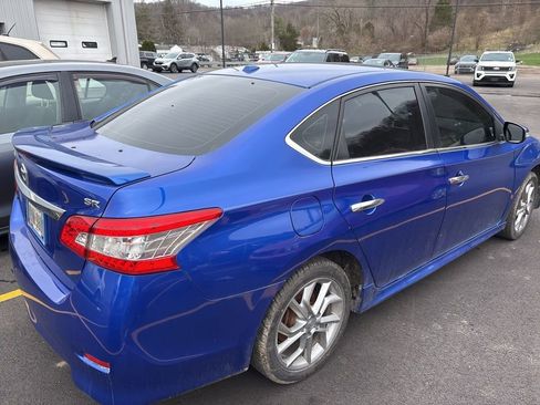 Used 2015 Nissan Sentra SR w/ SR Premium Package FWD image 10