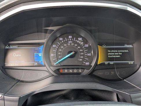 Used 2019 Ford Edge Titanium image 11