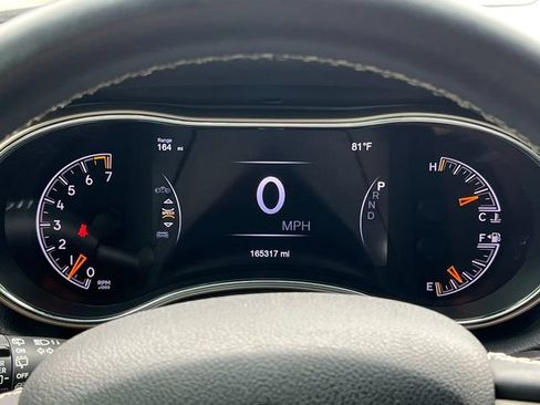 Used 2016 Jeep Grand Cherokee Limited AWD/4WD image 18