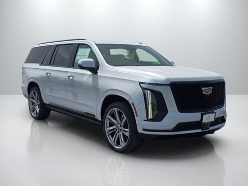 New 2026 Cadillac Escalade ESV Platinum Sport AWD/4WD image 3