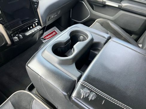 Used 2019 RAM 1500 Laramie AWD/4WD image 34