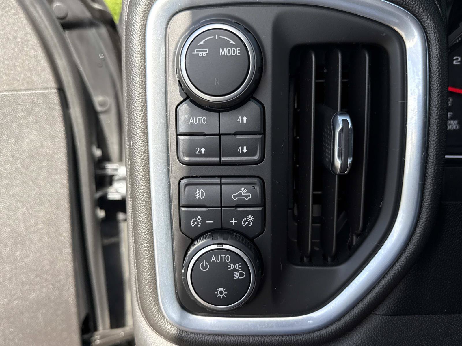 Used 2021 Chevrolet Silverado 1500 RST w/ All Star Edition Plus AWD/4WD image 27