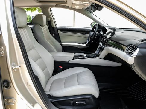 Used 2018 Honda Accord EX-L image 33