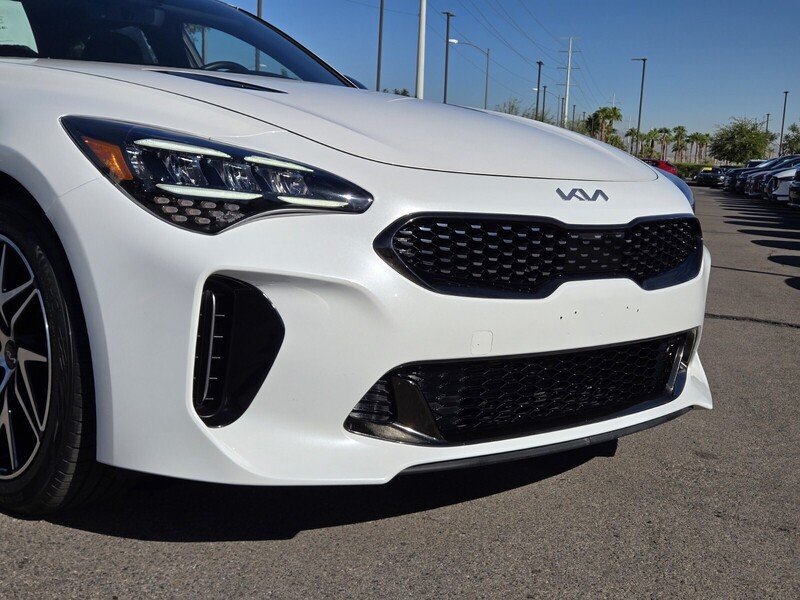 Used 2022 Kia Stinger GT-Line w/ Sun & Sound Package RWD image 9