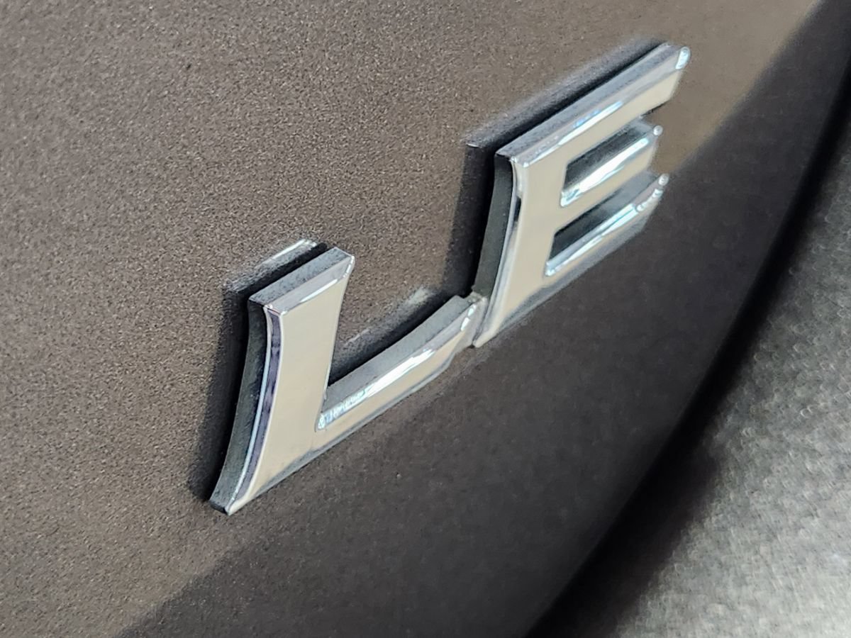 Used 2022 Toyota Camry LE FWD image 21