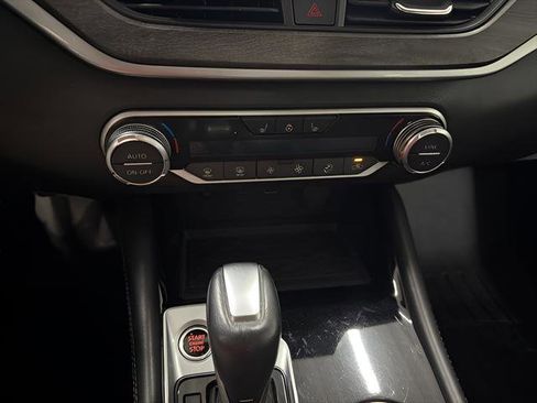 Used 2023 Nissan Altima 2.5 SL AWD/4WD image 24