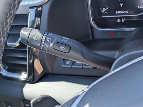 Used 2025 GMC Sierra 1500 Denali w/ Technology Package AWD/4WD image 28