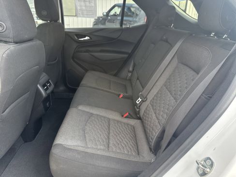 Used 2018 Chevrolet Equinox LT image 7