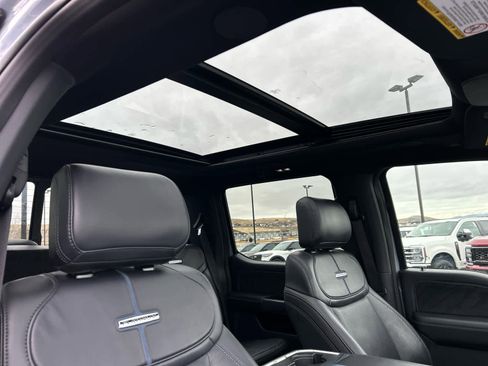 Certified 2025 Ford F350 Platinum image 19