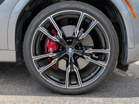 Used 2025 BMW X6 M60i AWD/4WD image 15