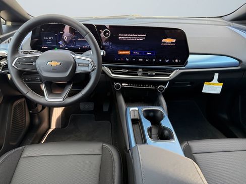 New 2026 Chevrolet Equinox EV LT image 10