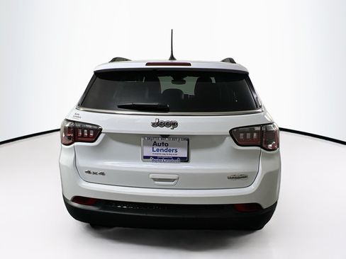 Used 2022 Jeep Compass Latitude AWD/4WD image 6