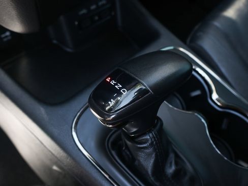 Used 2019 Dodge Durango GT image 34