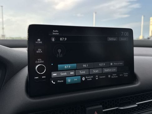 Used 2024 Honda HR-V EX-L image 18