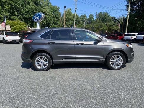 Used 2017 Ford Edge SEL w/ Equipment Group 201A AWD/4WD image 8