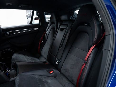 Used 2021 Porsche Panamera GTS image 21