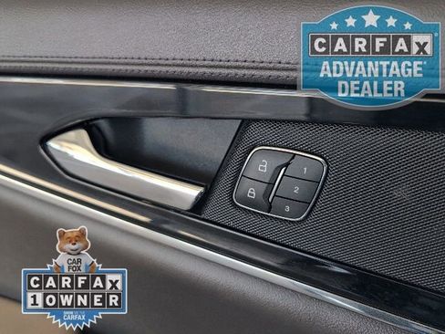 Used 2022 Lincoln Nautilus Reserve w/ Equipment Group 201A image 17