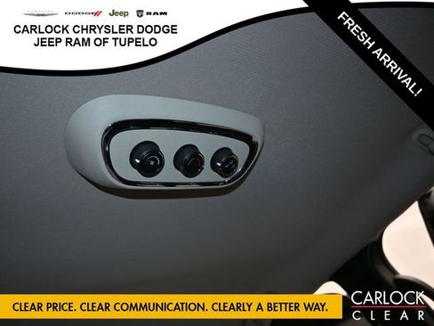 Used 2020 Dodge Durango SXT w/ 3rd Row Seating Group image 31