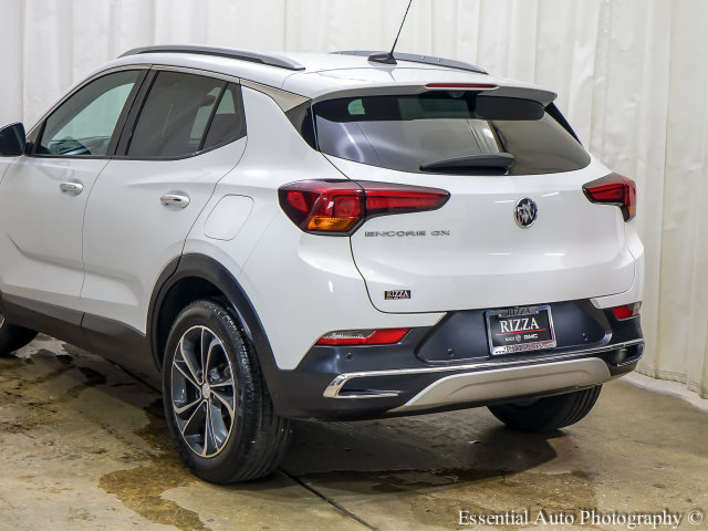 Used 2021 Buick Encore GX Essence w/ Advanced Technology Package FWD image 5
