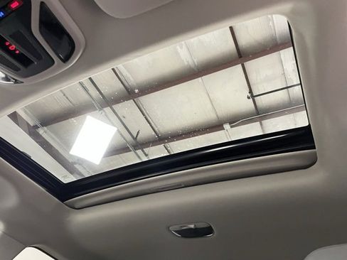 Used 2022 Subaru Outback Limited image 23