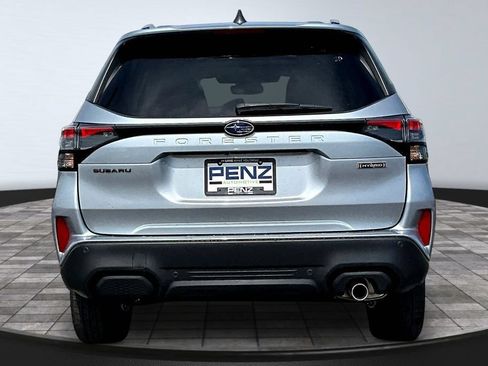 New 2026 Subaru Forester Touring AWD/4WD image 4