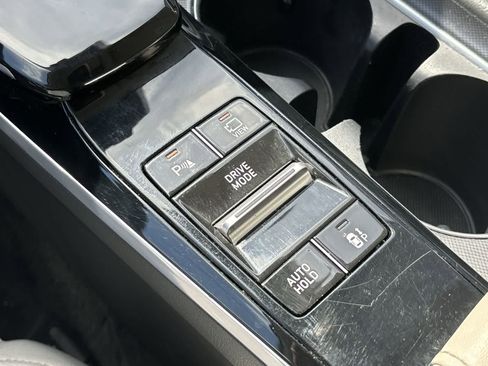 Used 2023 Hyundai Sonata Limited image 22