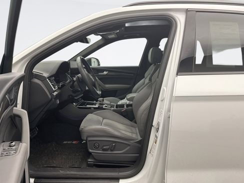 Used 2022 Audi SQ5 Premium Plus w/ Premium Plus Package image 8