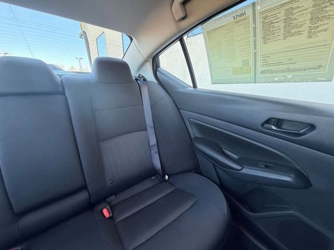 Used 2025 Nissan Altima 2.5 SV image 35