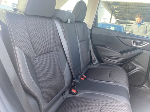 Used 2023 Subaru Forester Premium image 25