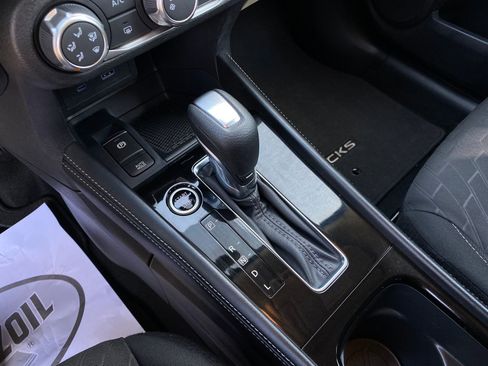 Used 2023 Nissan Kicks SV image 20