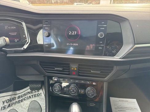 Used 2020 Volkswagen Jetta SEL image 13