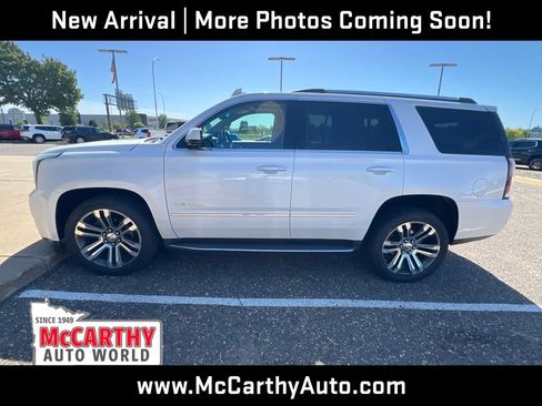 Used 2017 GMC Yukon Denali w/ Open Road Package AWD/4WD image 4