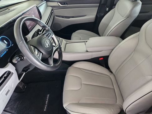 Used 2024 Hyundai Palisade SEL w/ Premium Package FWD image 19