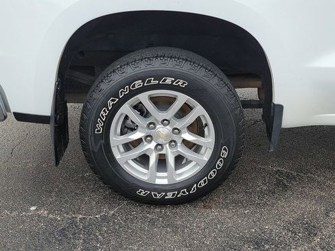 Used 2019 Chevrolet Silverado 1500 LT w/ All-Star Edition AWD/4WD image 7