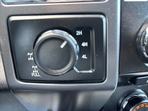 Used 2015 Ford F150 XLT w/ Equipment Group 302A Luxury AWD/4WD image 38