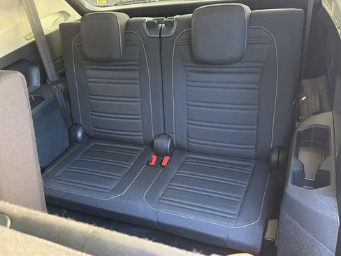 Certified 2022 Volkswagen Tiguan S FWD image 21