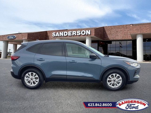 Used 2025 Ford Escape Active FWD image 2