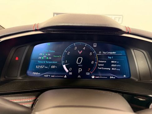 Used 2022 Chevrolet Corvette Stingray Preferred Cpe w/ Z51 Performance Package RWD image 42